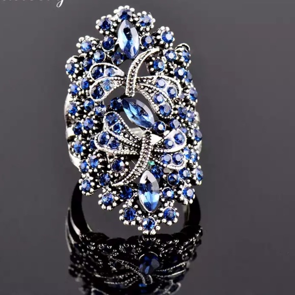 New 925 Silver Vintage Antique Sapphire Ring - Picture 2 of 6